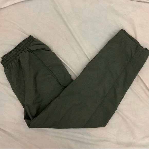 Navy green adidas track pants. Size mens M but dit more like an L. - Picture 2 of 8